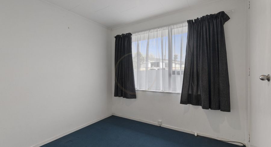  at 18 Justamere Place, Weymouth, Manukau City, Auckland