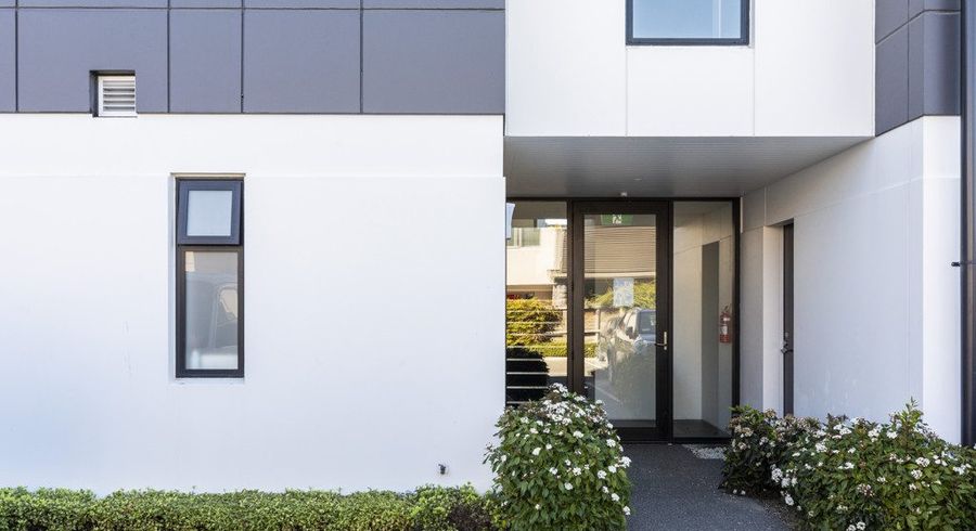  at 2/341 Madras Street, City Centre, Christchurch City, Canterbury