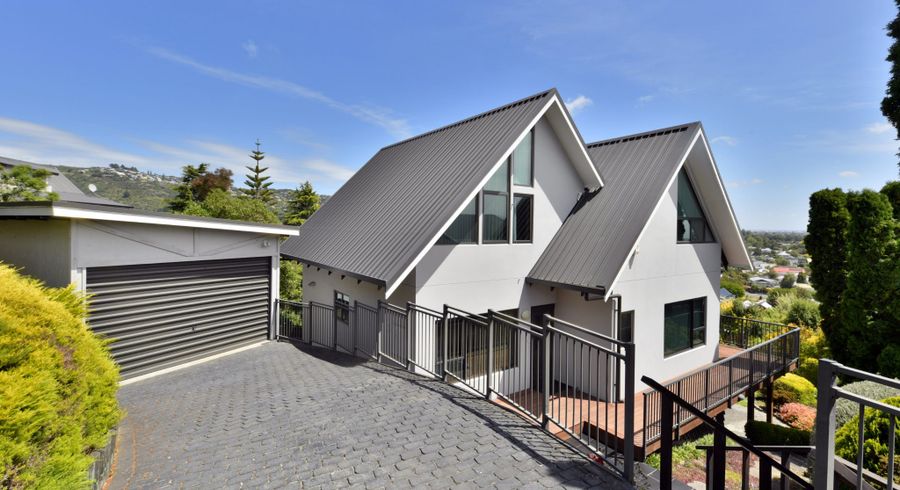  at 6 Morven Terrace, Huntsbury, Christchurch