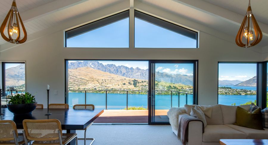  at 11 Sunrise Lane, Queenstown, Queenstown