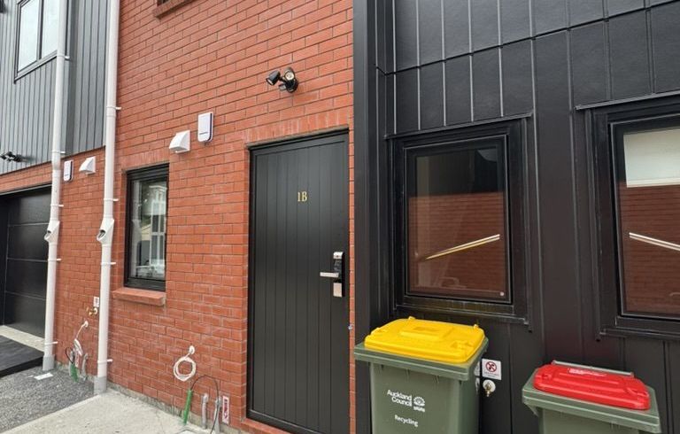  at 1B Barrymore Rd, Mount Albert, Auckland City, Auckland