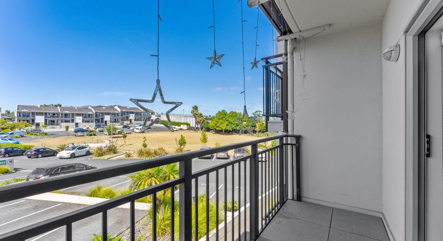  at A10/71 Spencer Road, Oteha, North Shore City, Auckland