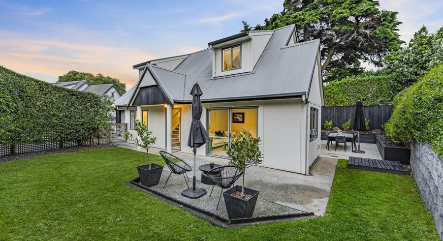  at 2/11 Panorama Road, Mount Wellington, Auckland City, Auckland