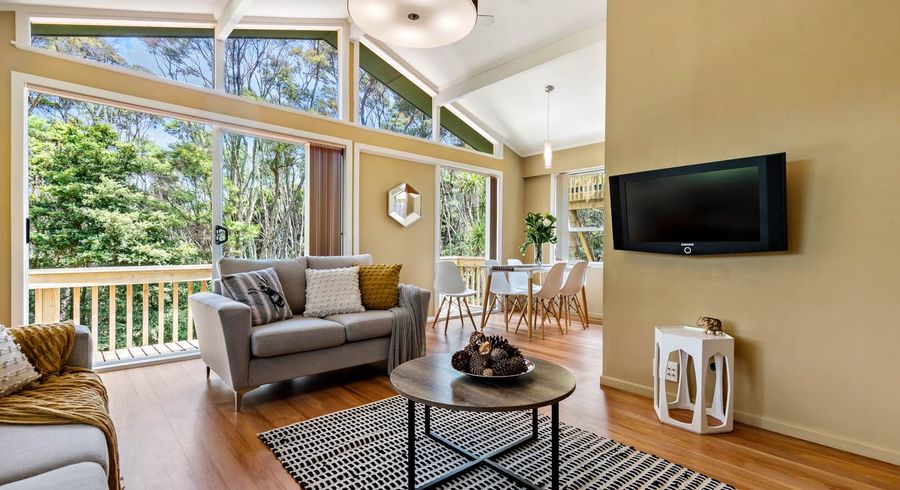  at 21 Brunton Place, Glenfield, Auckland