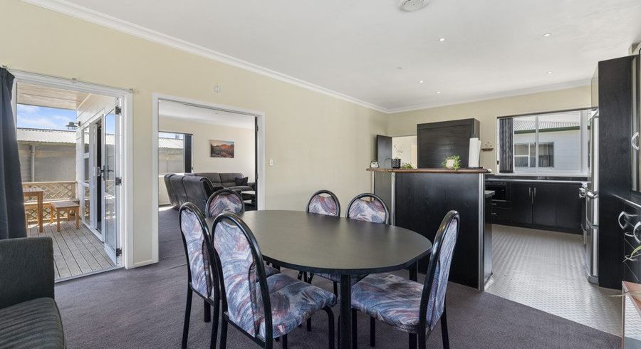  at 49 Burns Street, Hawera