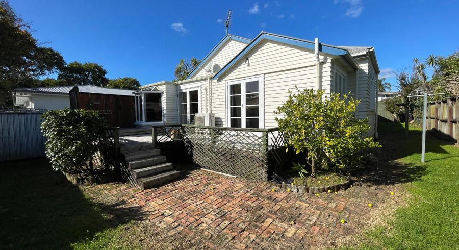  at 16 Navarre Road, Glendowie, Auckland City, Auckland