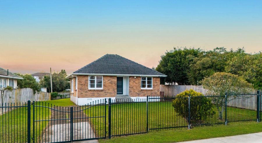  at 80 Mcannalley Street, Manurewa East, Manukau City, Auckland