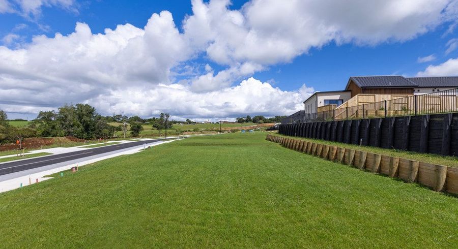  at 2 Oculus Terrace, Peacocke, Hamilton, Waikato