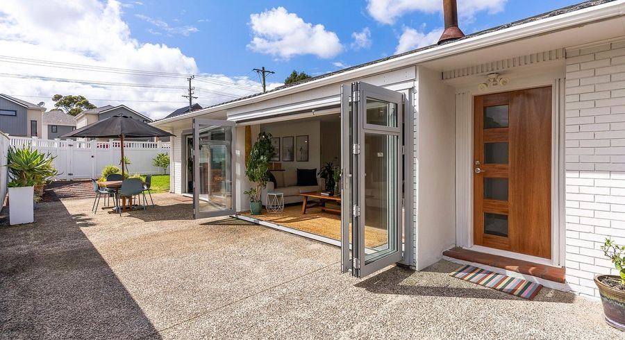  at 55 Matipo Road, Te Atatu Peninsula, Waitakere City, Auckland