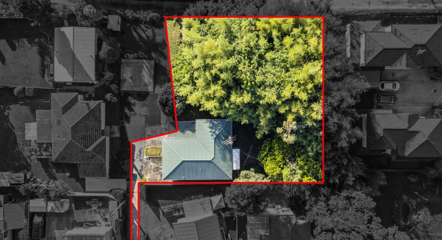  at 5 Lynwood Road, New Lynn, Waitakere City, Auckland