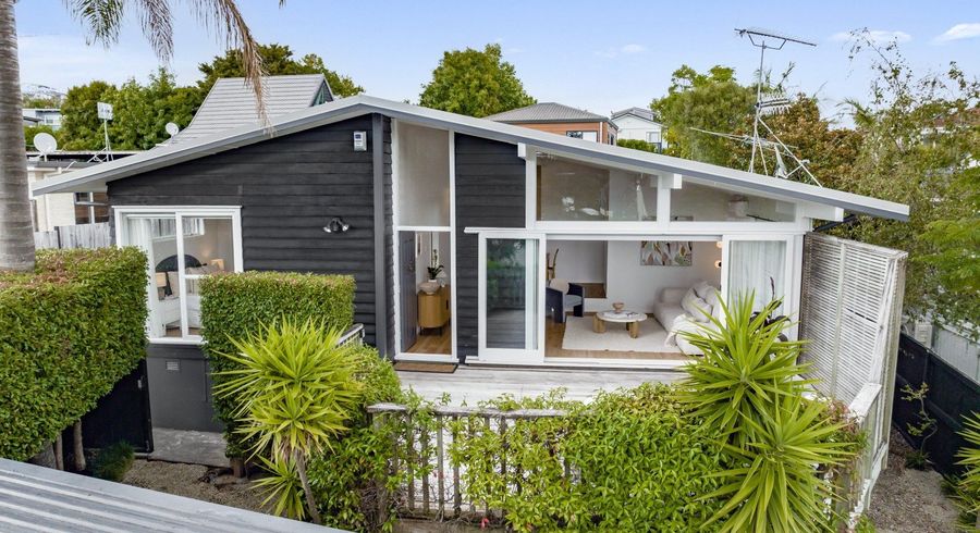 at 93 Gowing Drive, Meadowbank, Auckland
