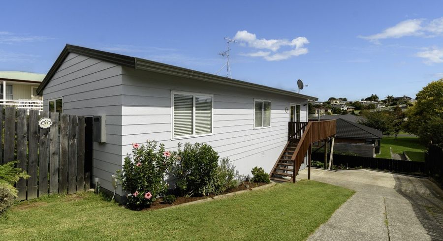  at 25C Linton Crescent, Matua, Tauranga