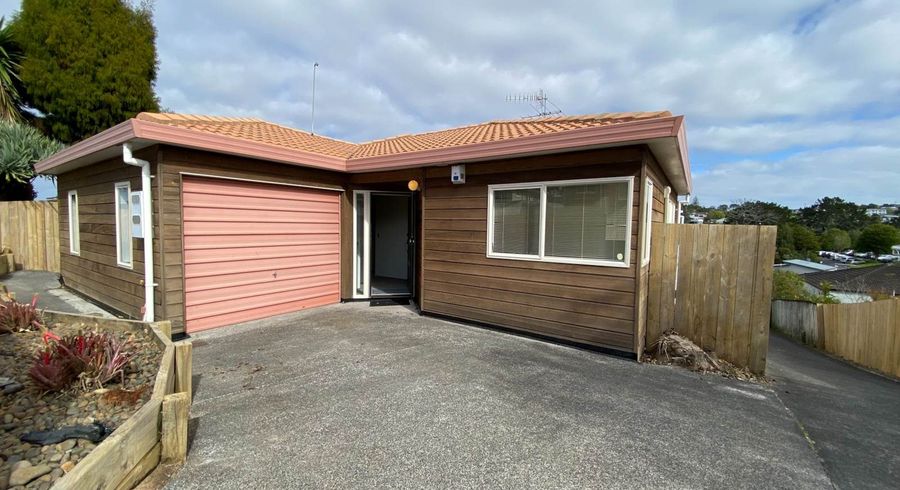 at 1/24 Wylie Avenue, Sunnynook, North Shore City, Auckland