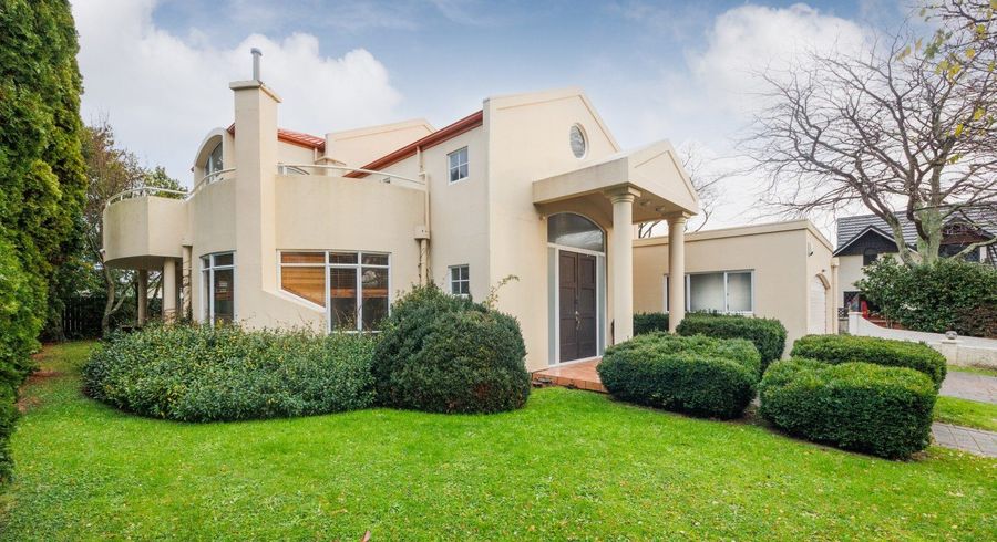  at 5 Balcairn Place, Terrace End, Palmerston North, Manawatu / Whanganui