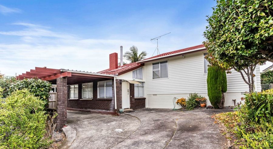  at 24 Ussher Place, Pakuranga Heights, Manukau City, Auckland