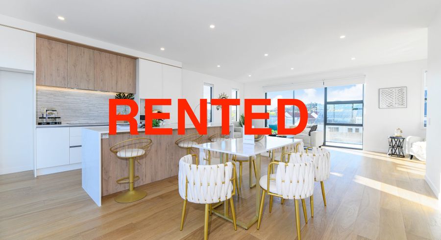  at 952B East Coast Road, Northcross, North Shore City, Auckland