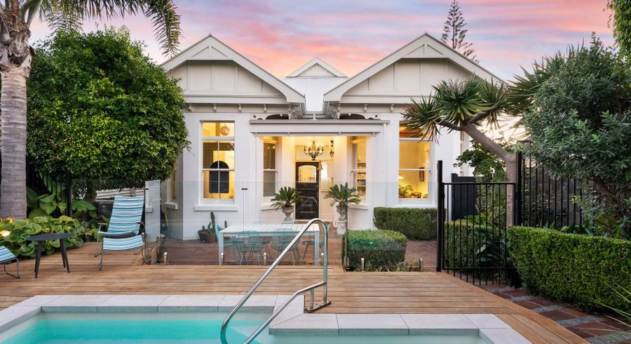  at 62 Garnet Road, Westmere, Auckland
