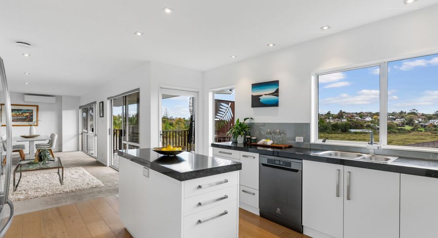  at 48 Galloway Crescent, Farm Cove, Manukau City, Auckland