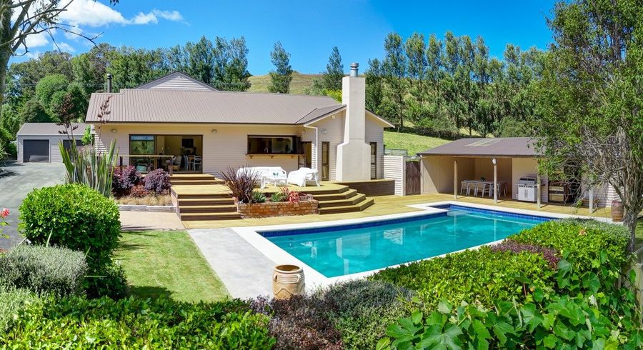  at 120 Union Line, Fordell, Whanganui