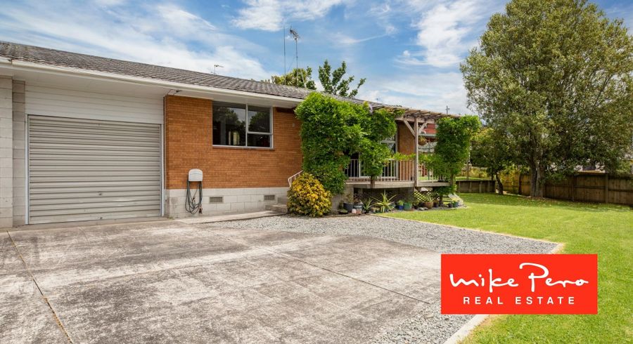  at 2/57 Fruitvale Road, New Lynn, Auckland