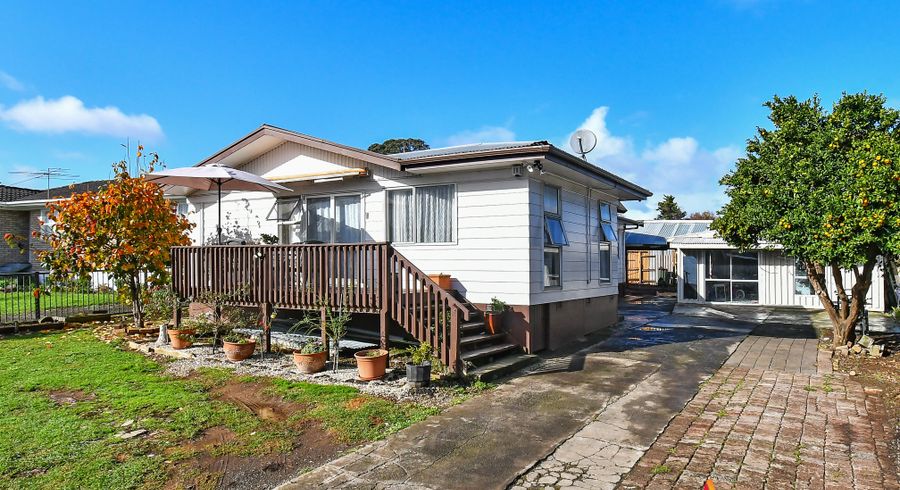  at 57 Wickman Way, Mangere East, Auckland