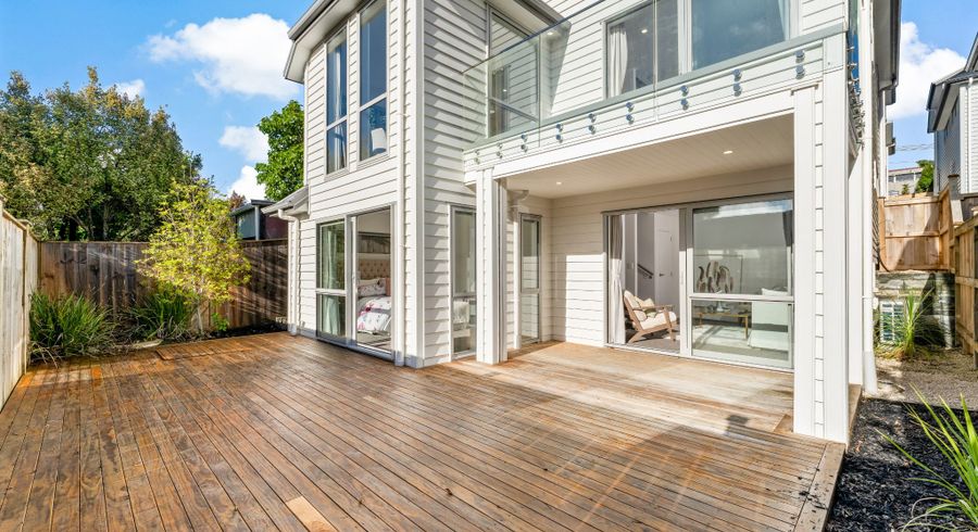  at 11B Manuwai Road, Torbay, North Shore City, Auckland