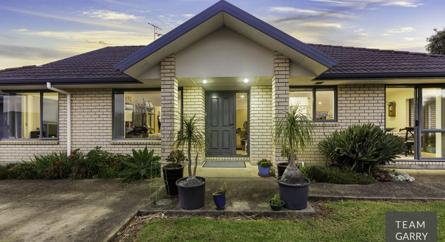  at 15 Nanleen Rise, Manurewa, Auckland