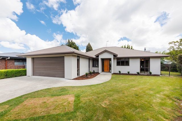  at 23 Opawa Place, Terrace End, Palmerston North