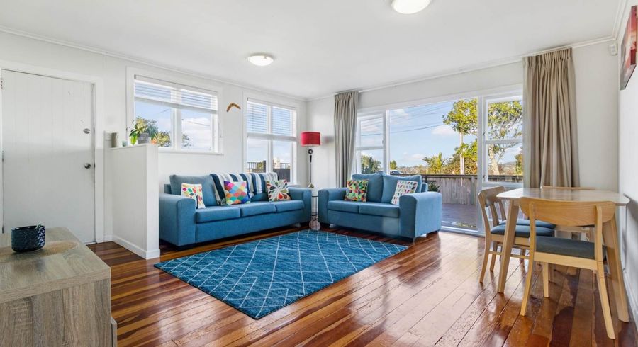  at 237 Sturges Road, Henderson, Auckland