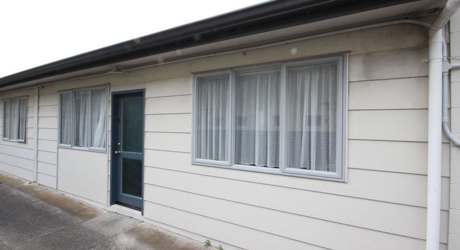  at 2/65 Linton Street, West End, Palmerston North, Manawatu / Whanganui