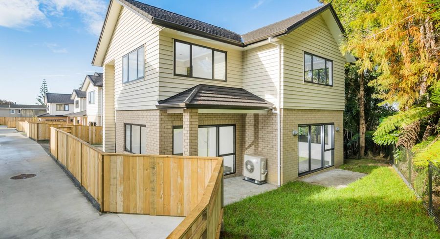  at 2 Uruhau Close, Torbay, Auckland