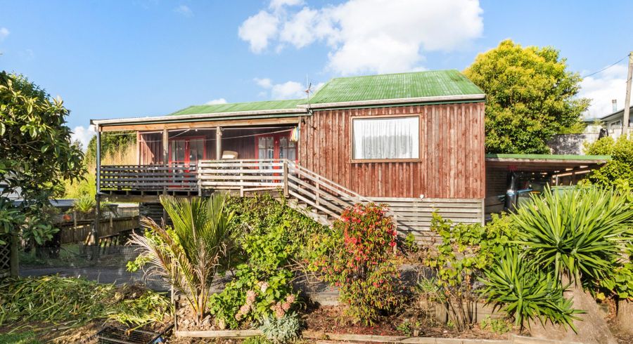  at 2/723 Swanson Road, Swanson, Waitakere City, Auckland