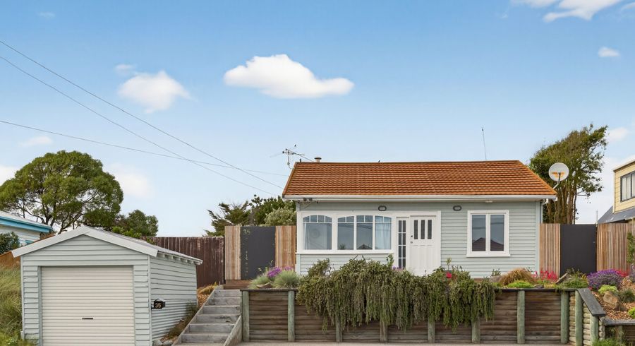  at 35 Pacific Road, North New Brighton, Christchurch City, Canterbury