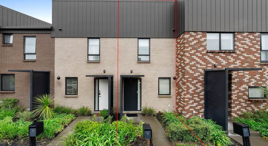  at 19 Kotuitui Street, Manukau, Manukau City, Auckland