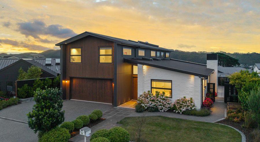  at 14 Rotorua Grove, Aotea, Porirua, Wellington