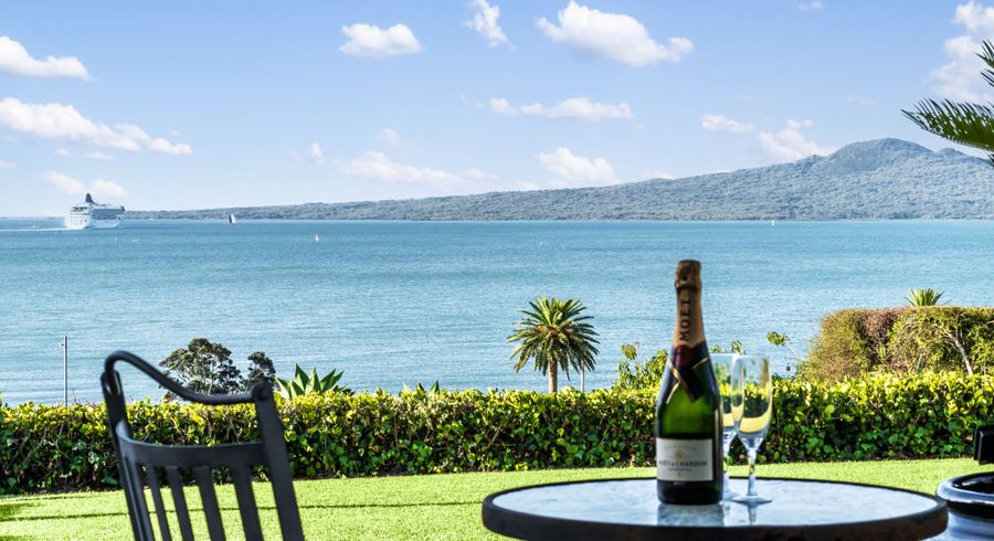  at 18 Ronaki Road, Mission Bay, Auckland City, Auckland