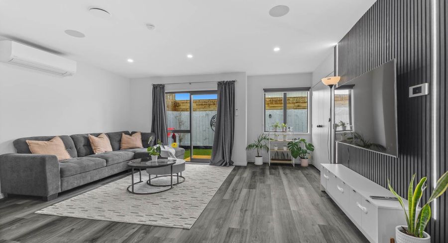 at 2/7 Gambare Place, Wattle Downs, Manukau City, Auckland