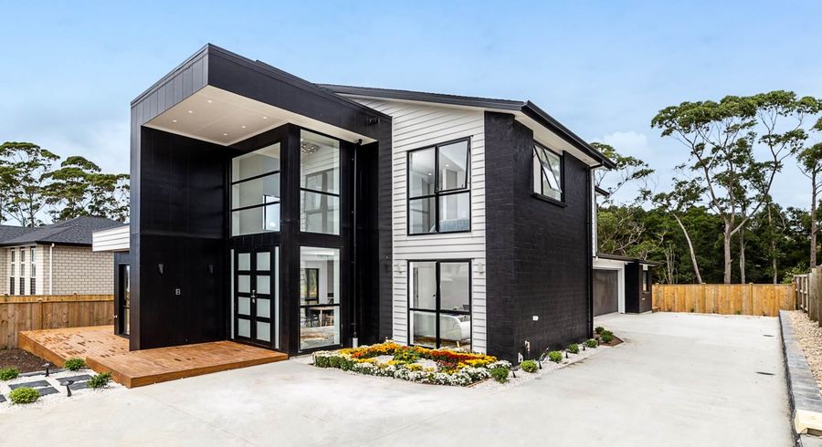  at 28 Mettam Drive, Swanson, Auckland