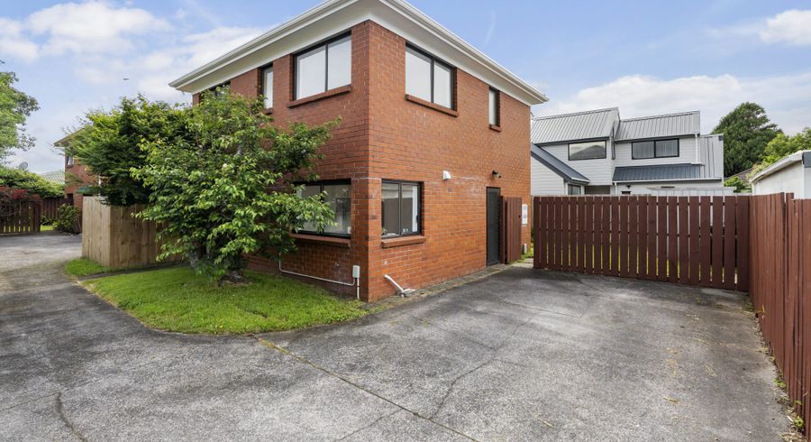  at 2/100 Marua Road, Ellerslie, Auckland City, Auckland