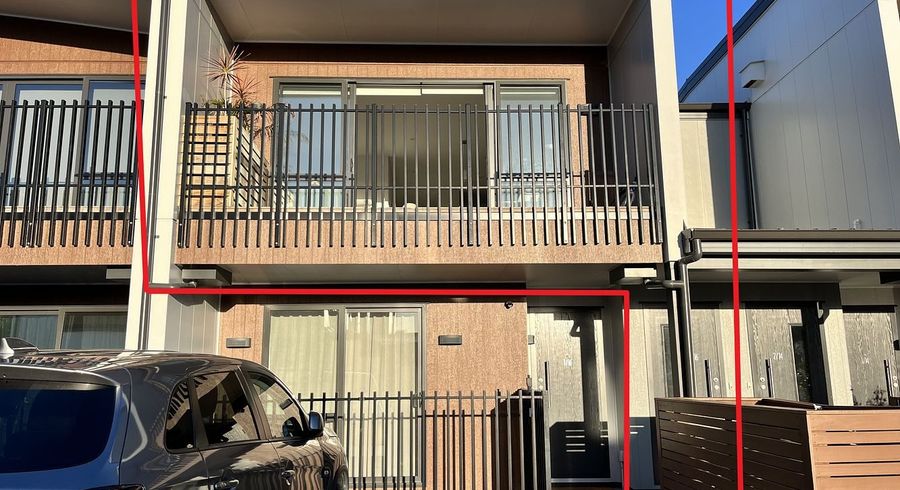  at 2/16 Unga Place, Beachlands, Auckland