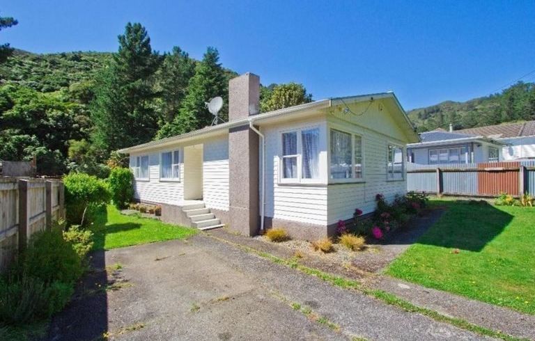  at 61 Sunny Grove, Wainuiomata, Lower Hutt