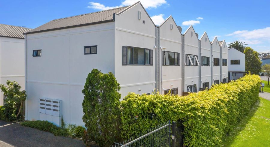  at 52 Stanhope Road, Mount Wellington, Auckland City, Auckland