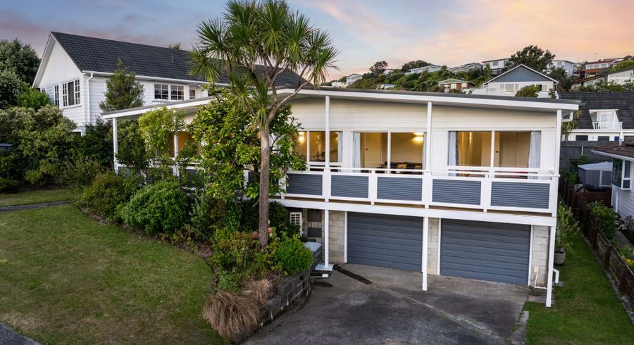  at 9 Annan Grove, Papakowhai, Porirua, Wellington