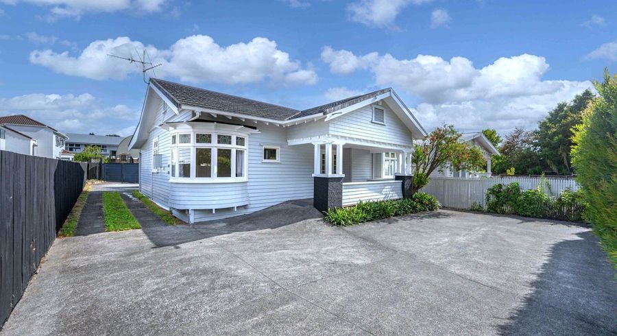  at 73 Green Lane East, Remuera, Auckland