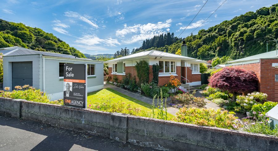  at 8 Rockside Road, Glenleith, Dunedin