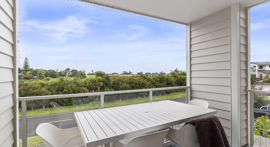  at 16 Atalanta Way, Beachlands, Manukau City, Auckland