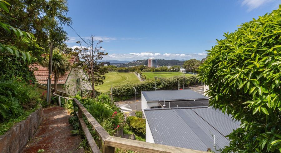  at 86B (Downstairs) Salamanca Road, Kelburn, Wellington, Wellington