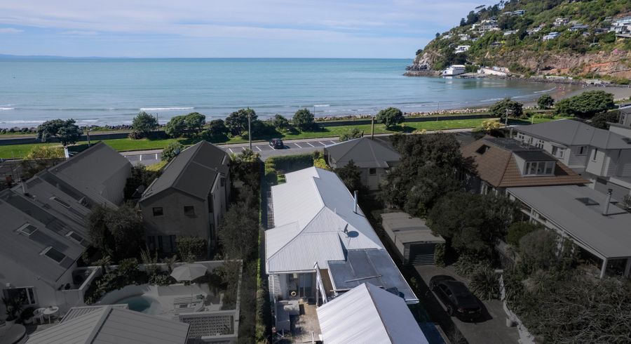  at 120A Esplanade, Sumner, Christchurch City, Canterbury