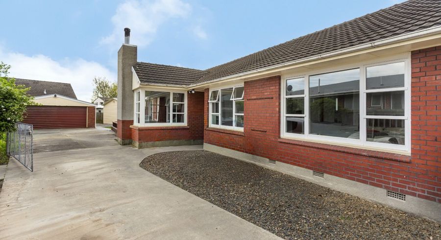  at 23 Lochee Road, Upper Riccarton, Christchurch City, Canterbury