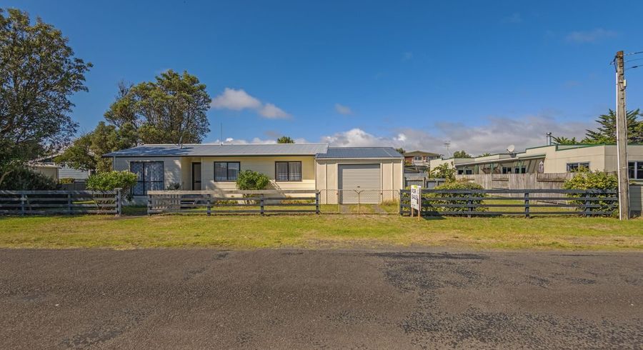  at 3 Ruanui Street, Himatangi, Manawatu, Manawatu / Whanganui